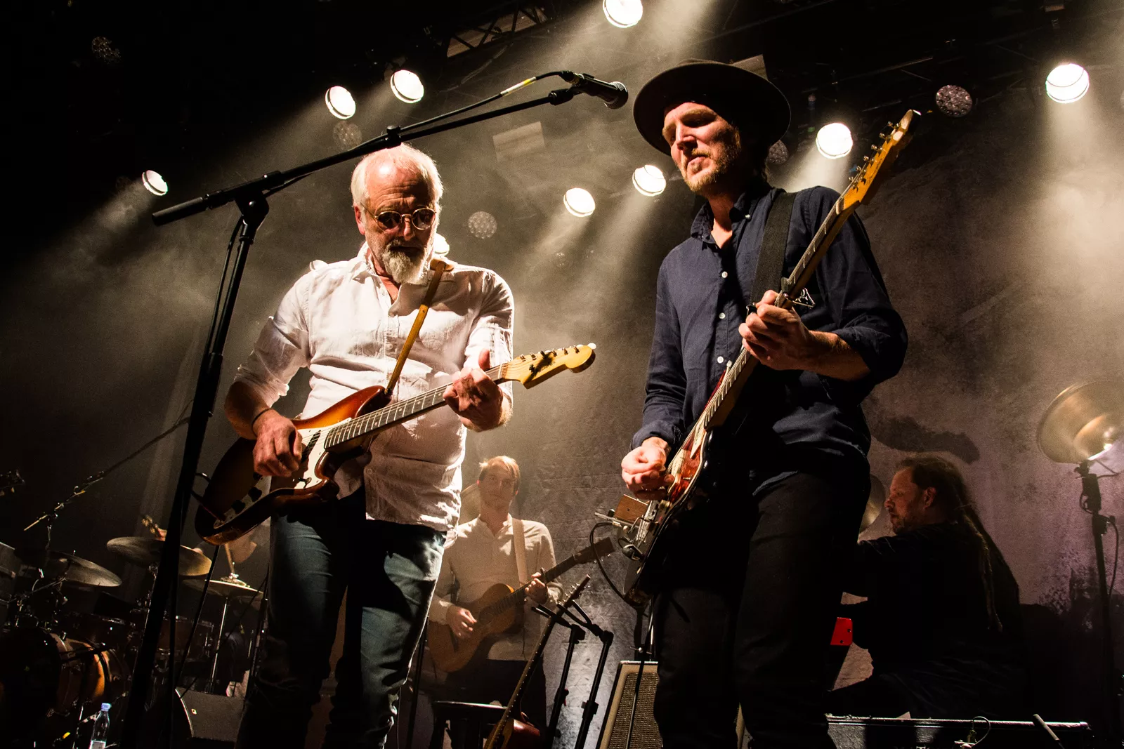 Video: Allan Olsen skyder med skarpt mod dem, der skyder måger