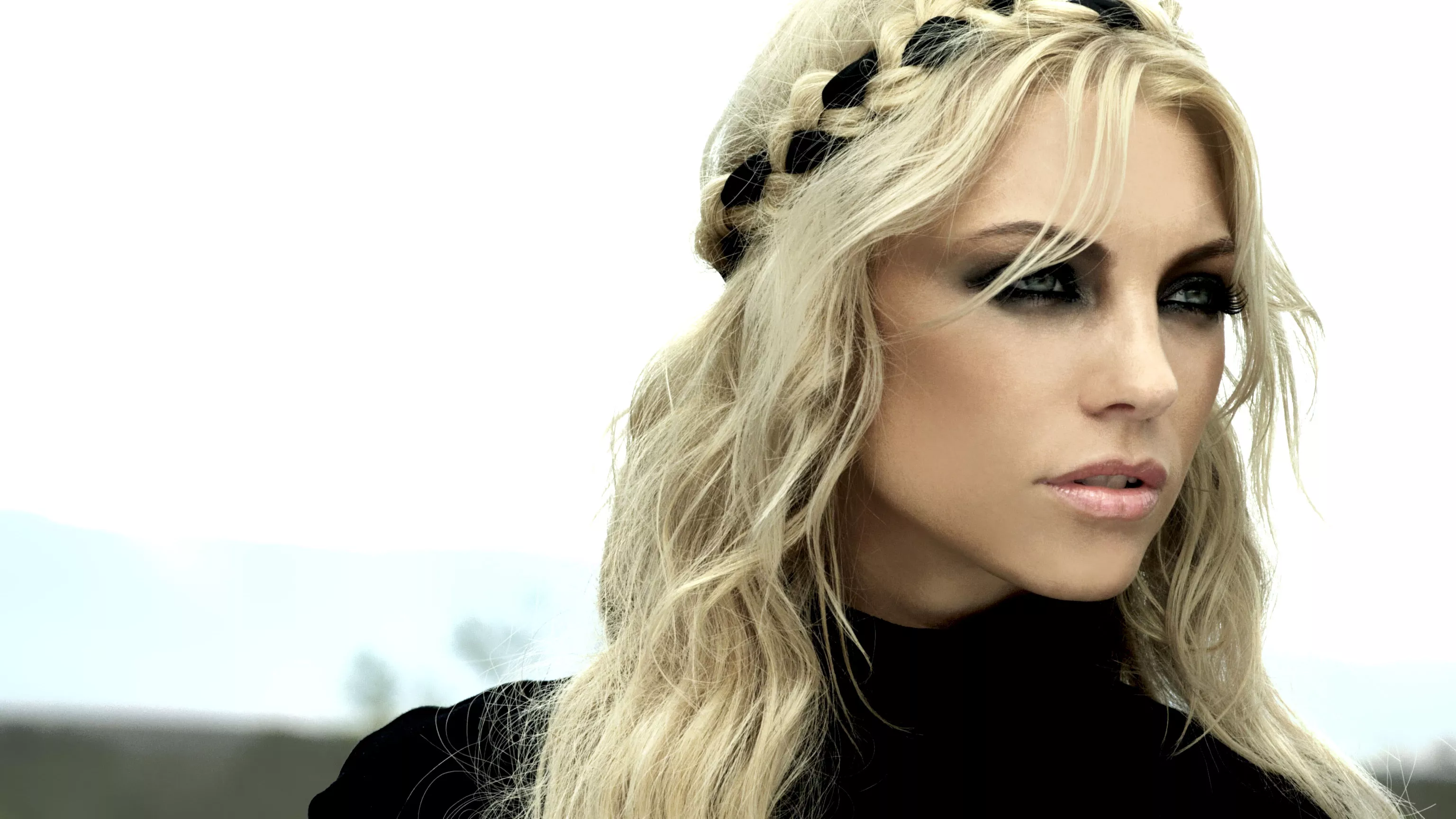 Sisse Marie klar med ny single og musikvideo