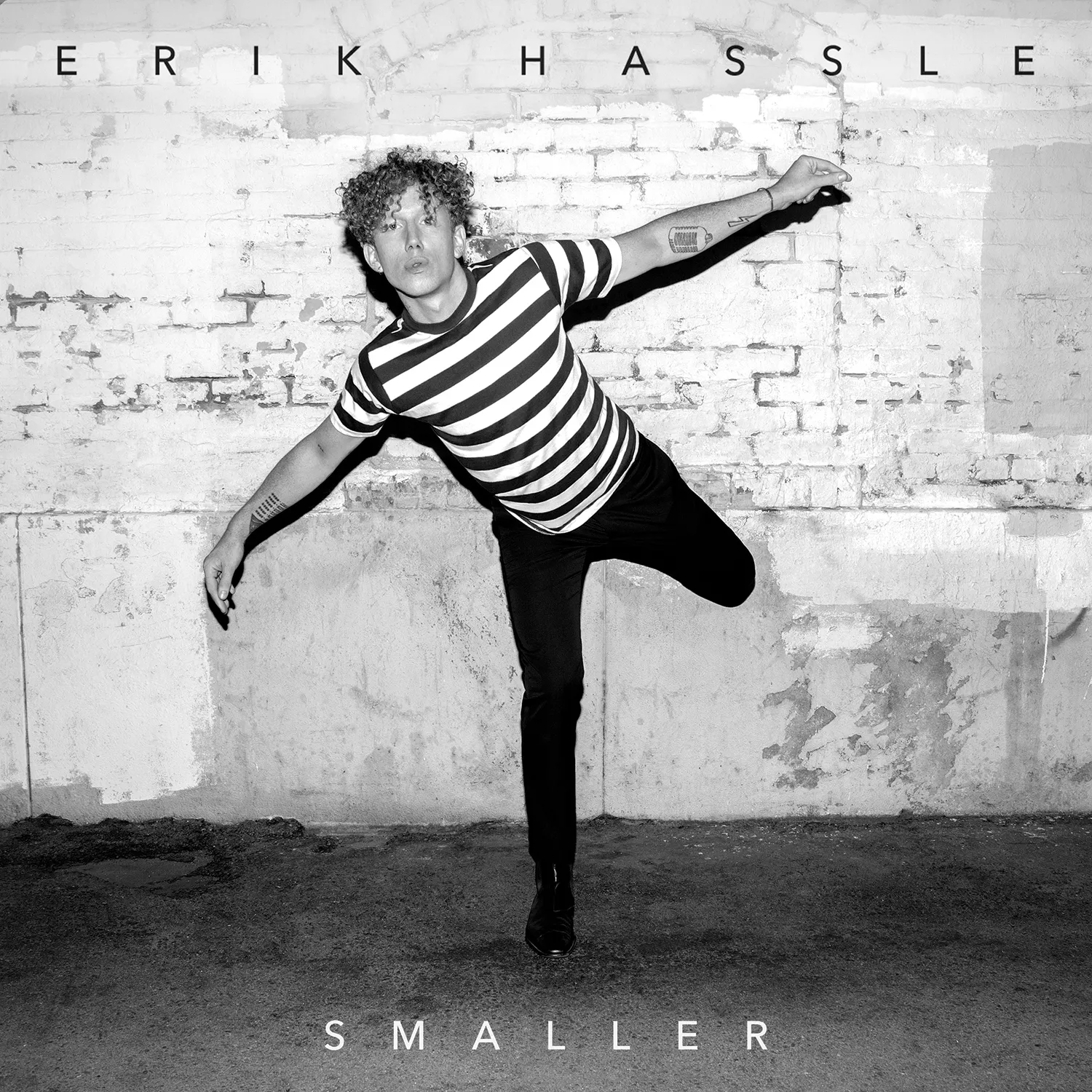 LÅTPREMIÄR: Erik Hassle – Smaller