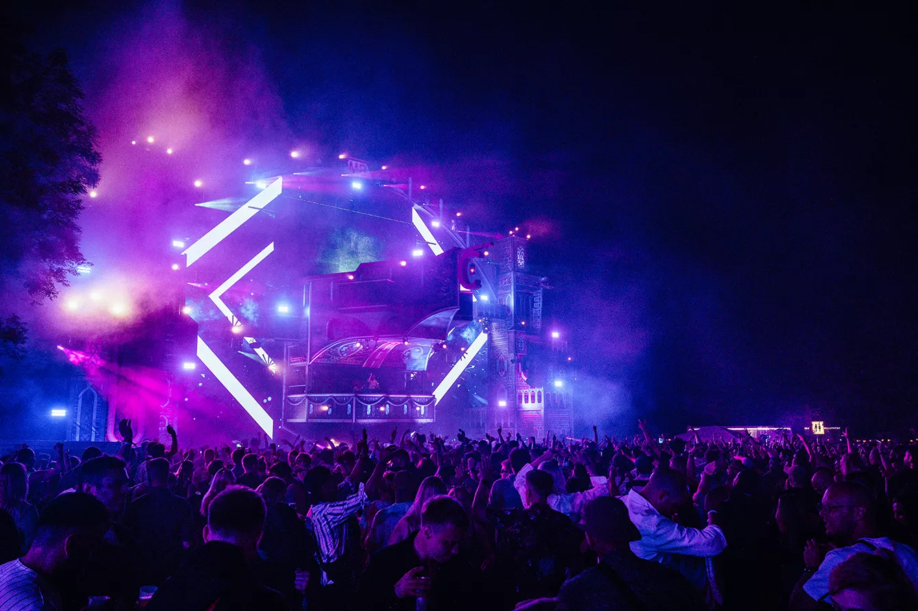 Magisk brandudsalg på sprængfarligt materiale