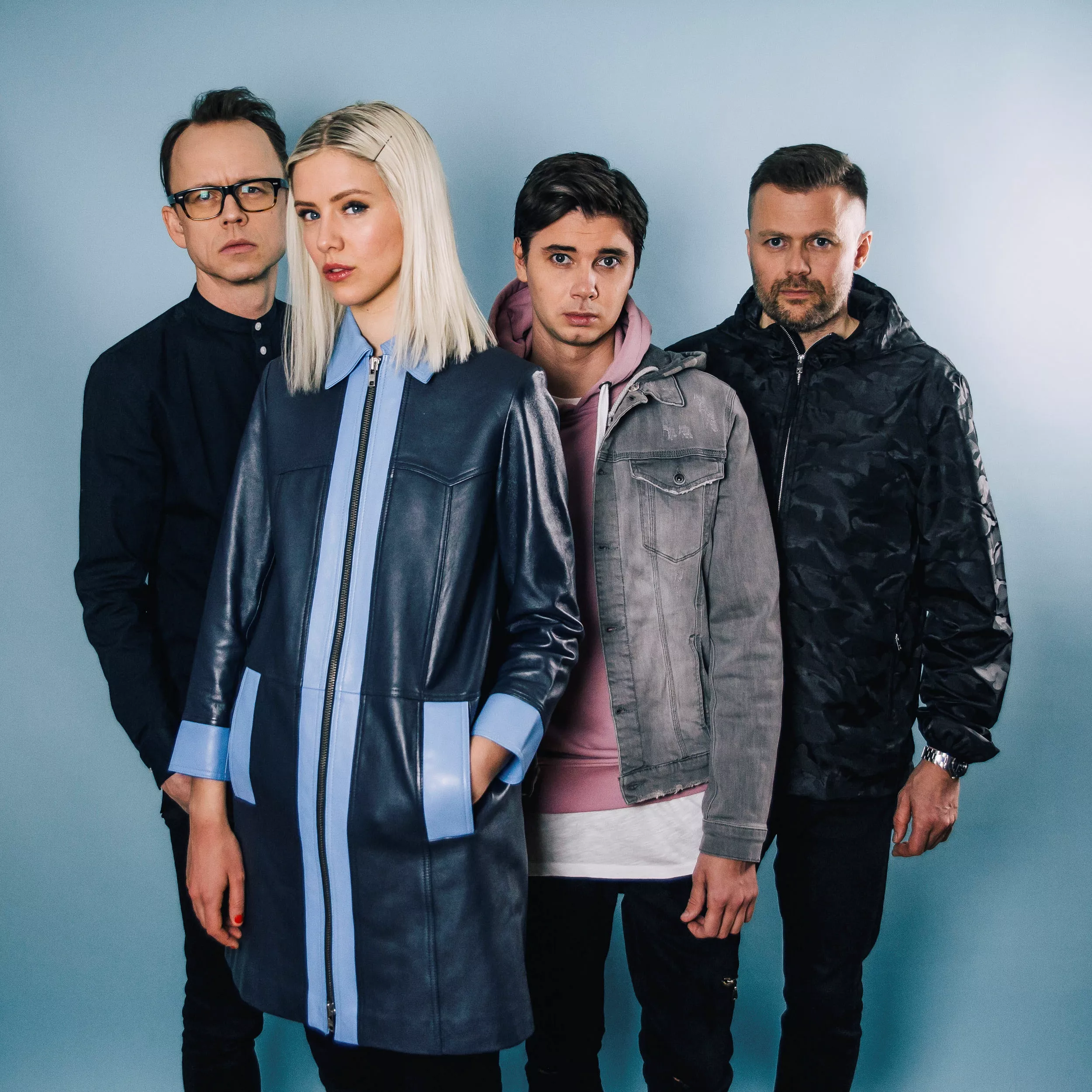 Introduserer seg selv med debut-EP