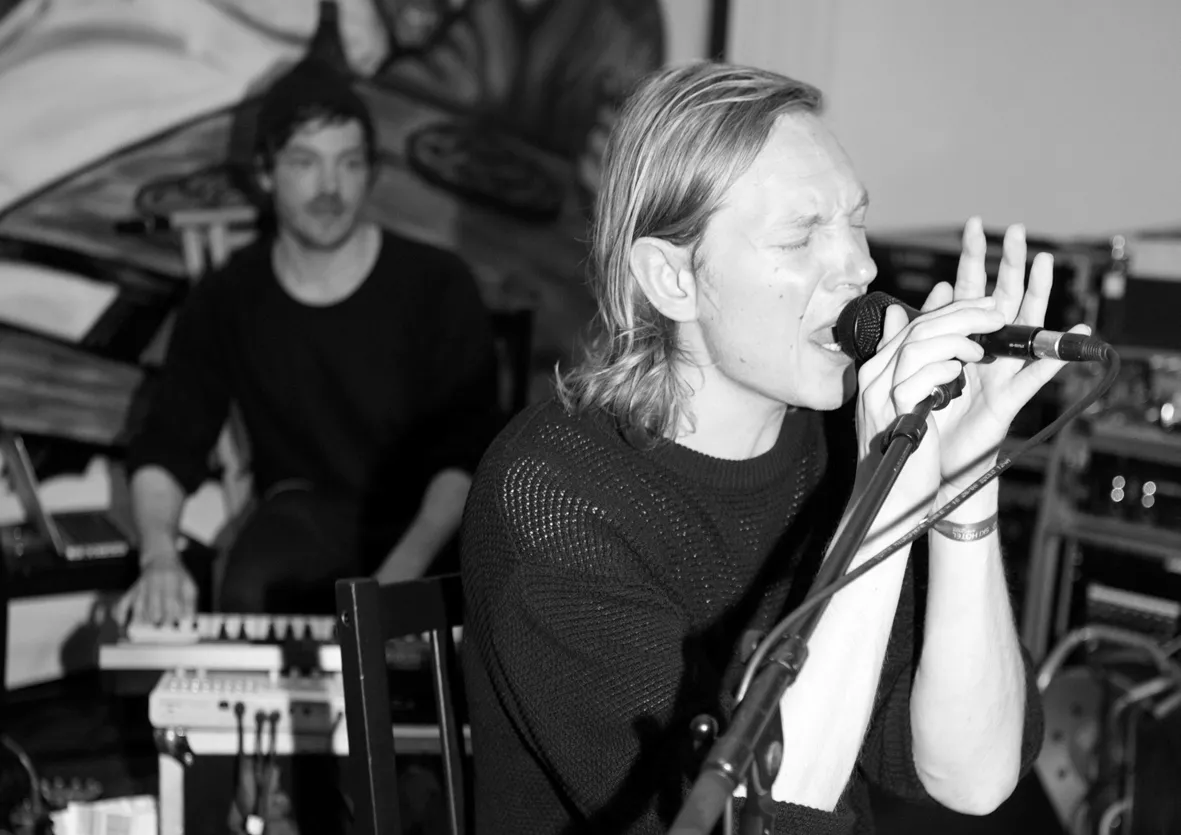 Jean von Baden: Tættere på himlen med When Saints Go Machine