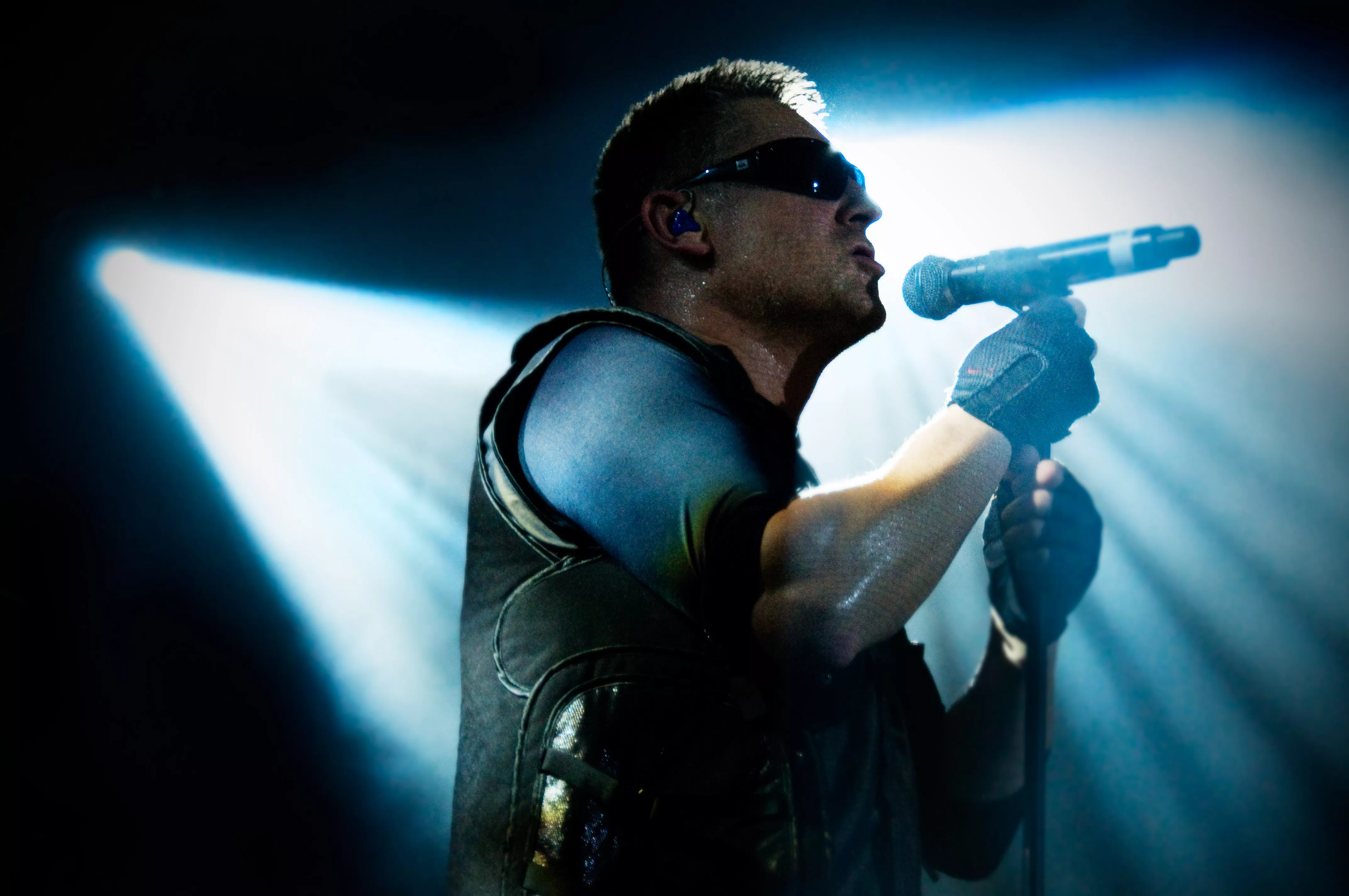 Front 242, Leæther Strip og Essence Of Mind : RECession Festival, VoxHall, Århus