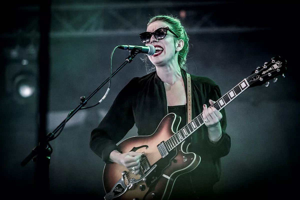 Jenny Wilson: Arena, Roskilde Festival