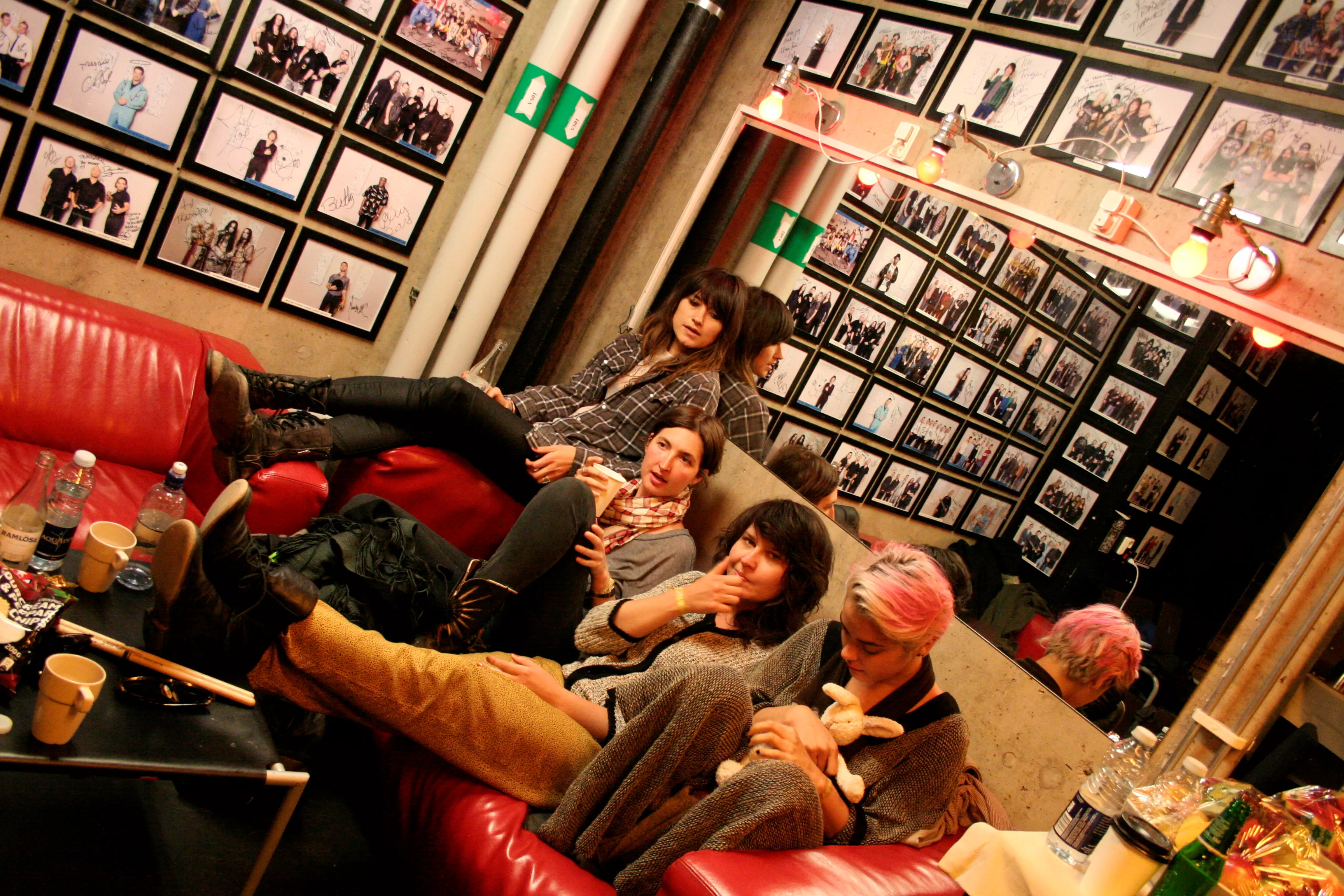 Warpaint vill släppa ny skiva