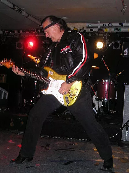 Dick Dale är död
