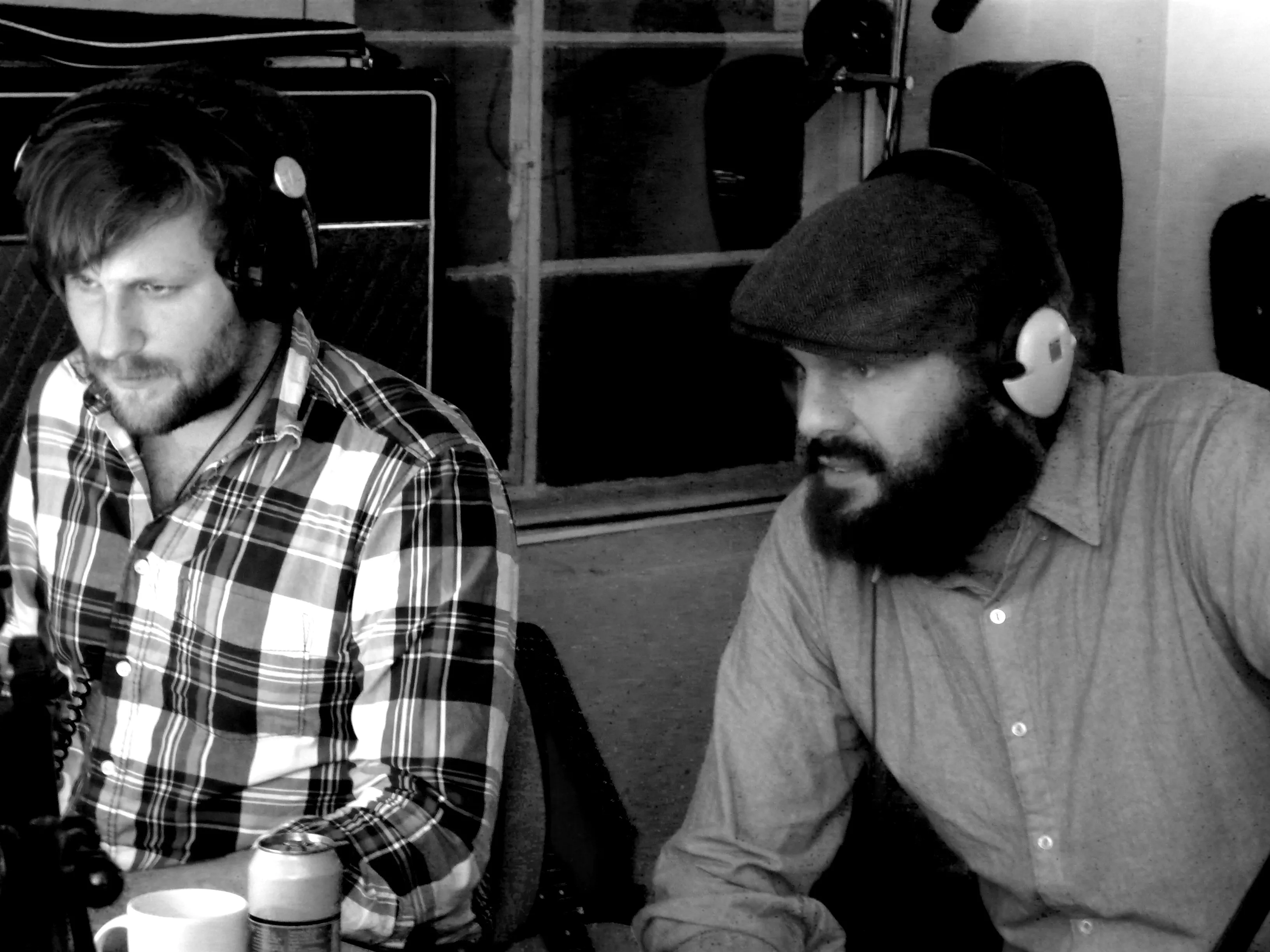 Alcoholic Faith Mission i fuld gang i studiet