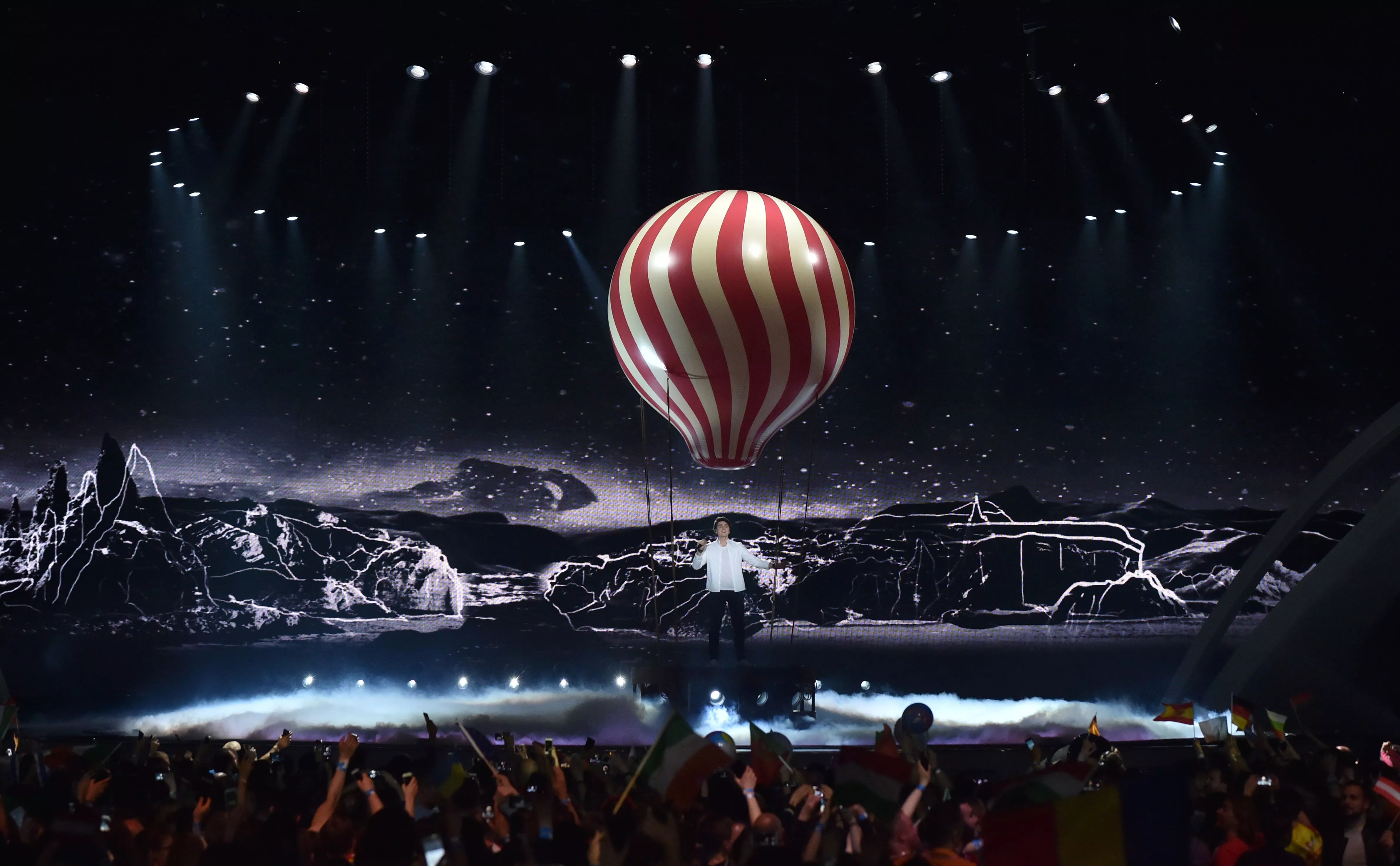 Svenskene satser på rekordstor scene