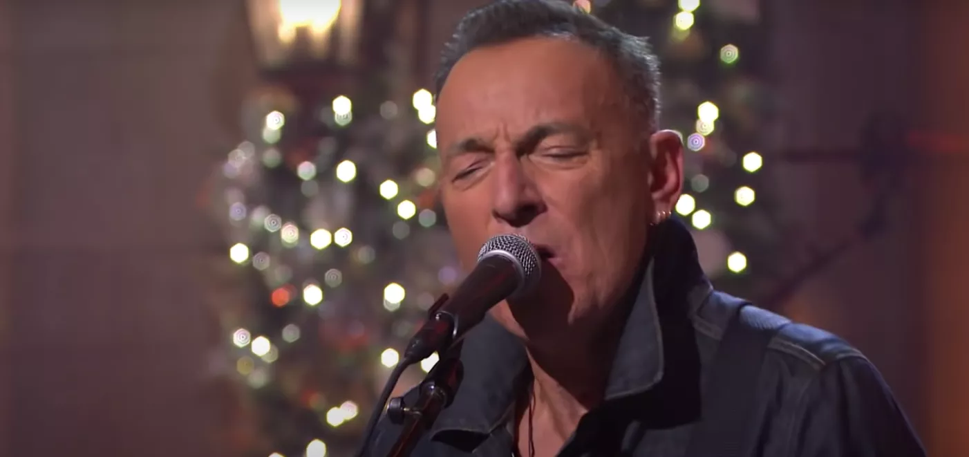 Se Bruce Springsteen & The E Street Band fyre den af i SNL