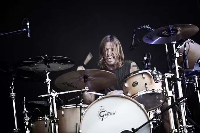 Dave Grohl stopper koncert ...