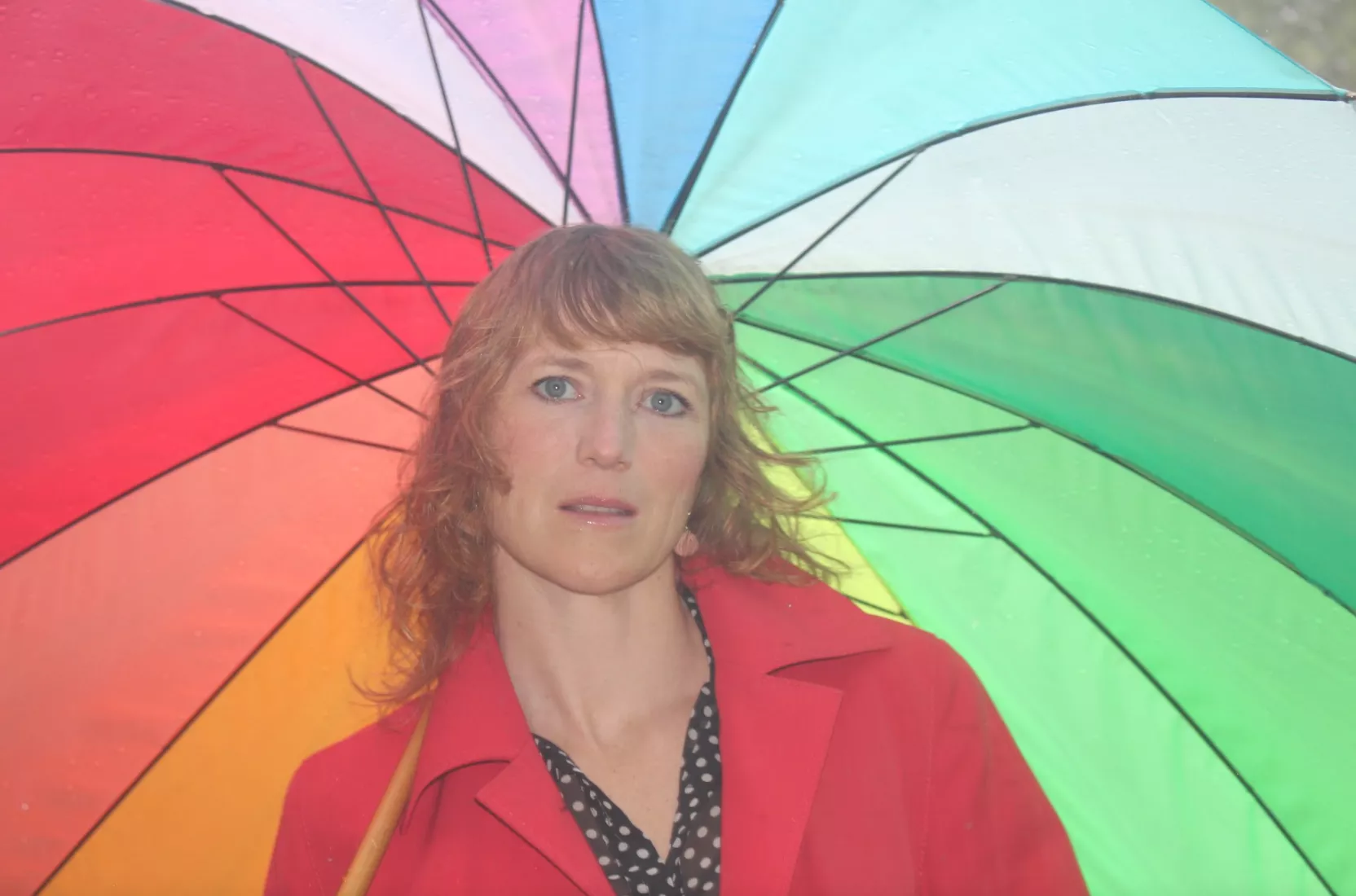 VIDEO: Danske LineMarianne hylder Beach Boys – og vækker minder om ung Annisette