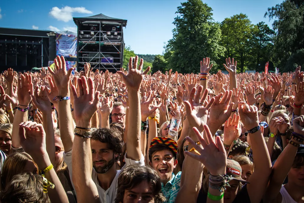 Way Out West drabbas av avhopp