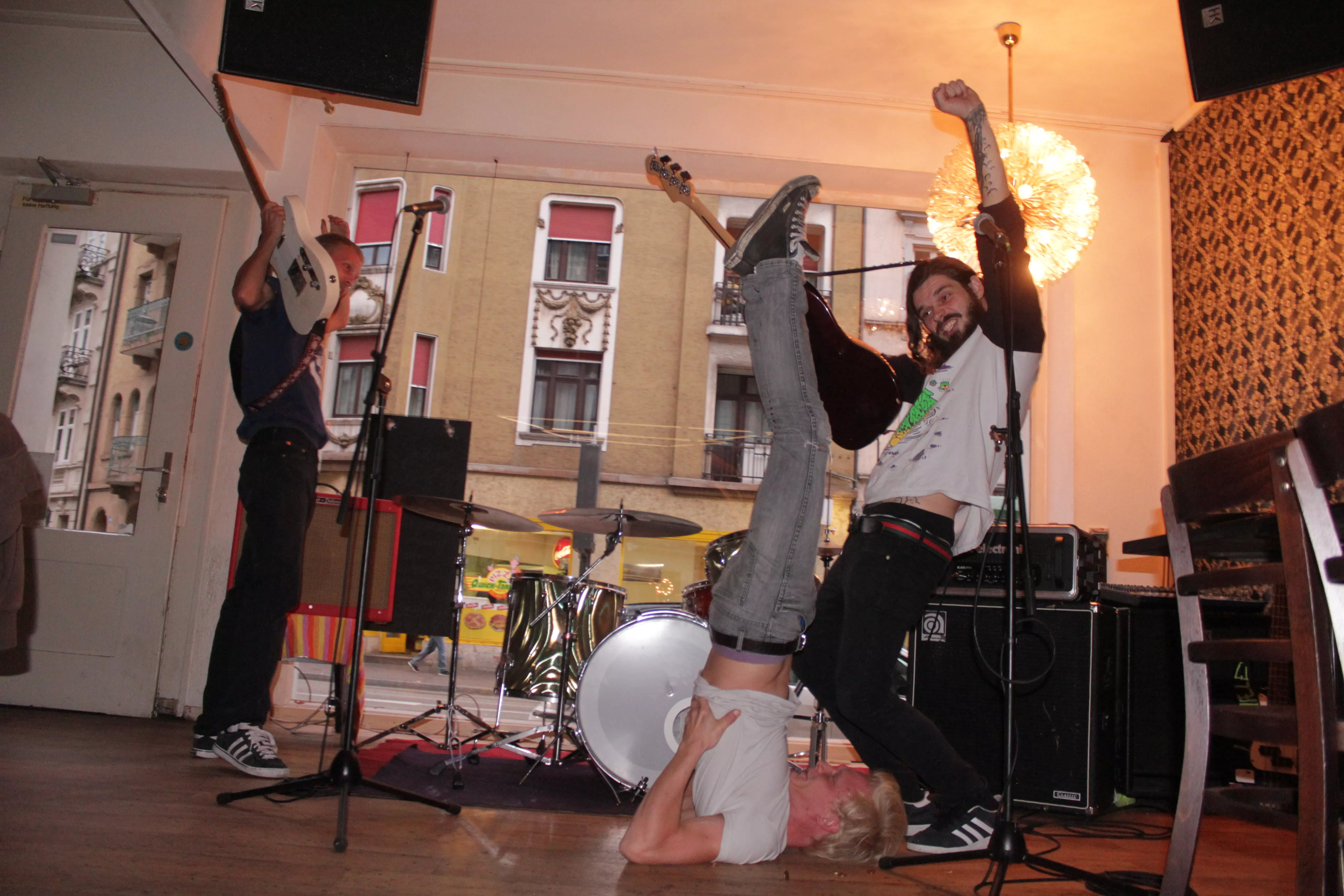 De Høje Hæles turnédagbog fra Europa - dag 5-11