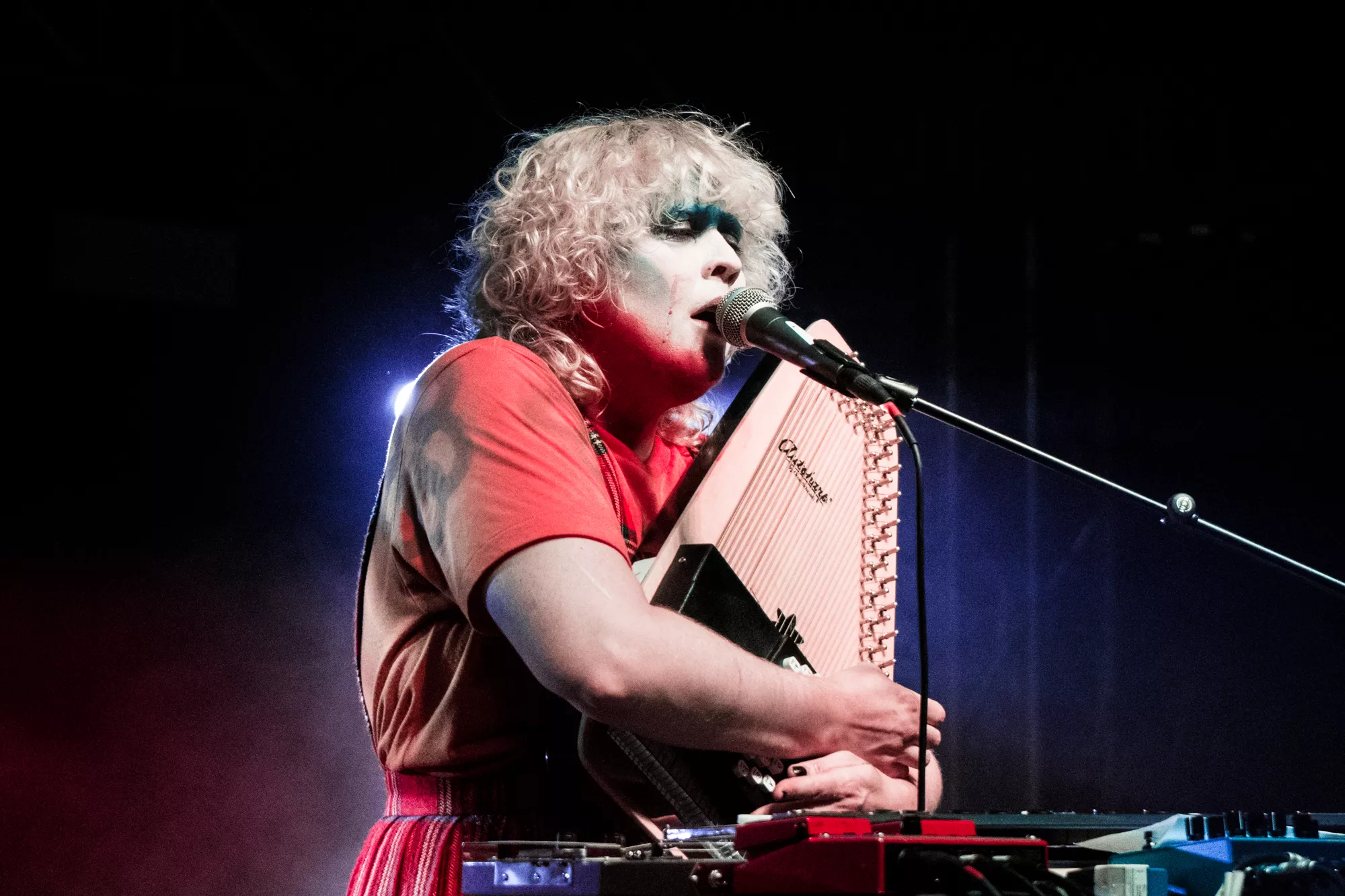 Sibille Attar är en av artisterna som skrivit på UMAW:s upprop.