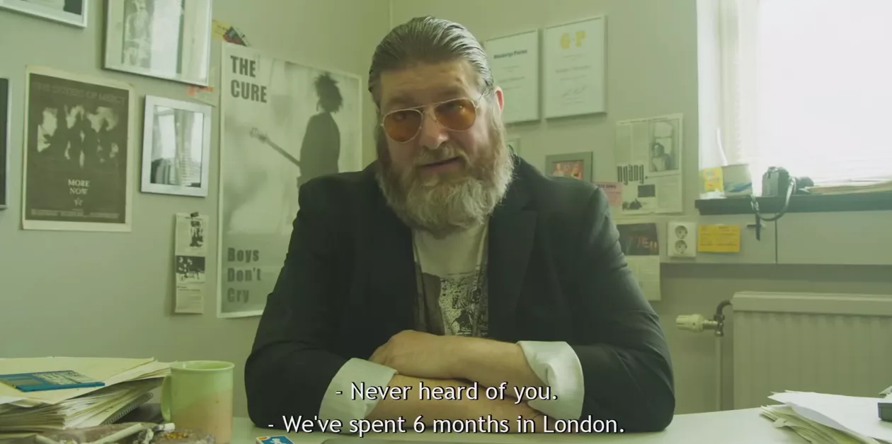 Se Ebbot som rockjournalist