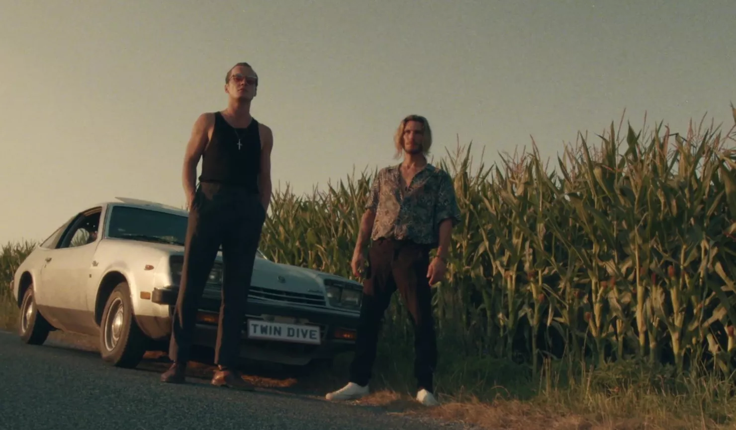 VIDEO: På roadtrip med danske Twin Dive – på 27 års dagen for Cobains død