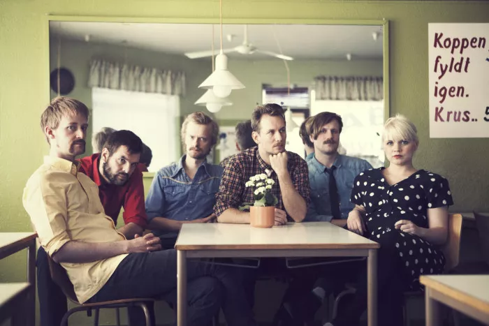 Alcoholic Faith Mission udgiver album og giver koncerter