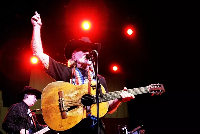 BAKSPEJLET: Da Willie Nelson indtog Vega