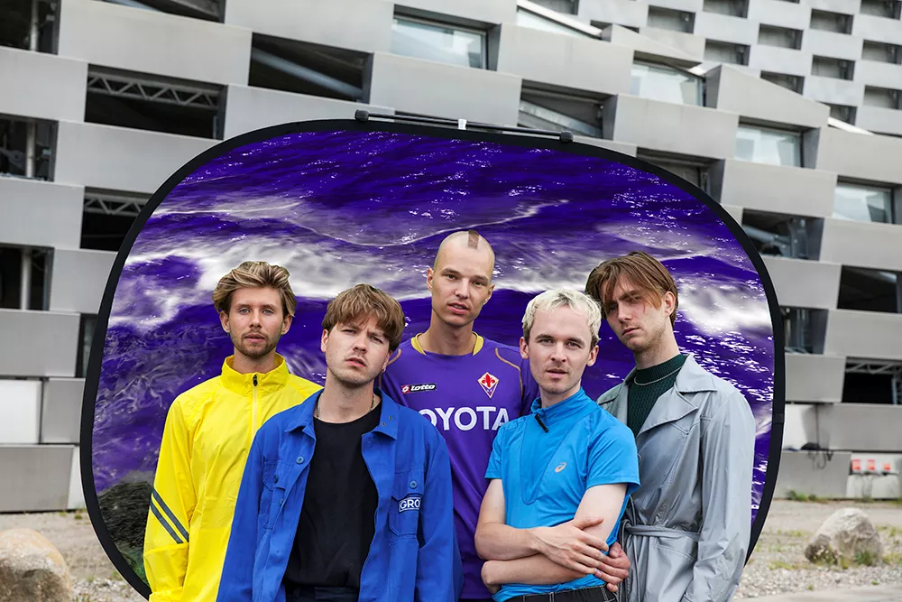 Femstjernede Søn tager på forårsturné