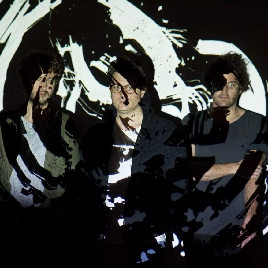 Som at stirre ind i solen