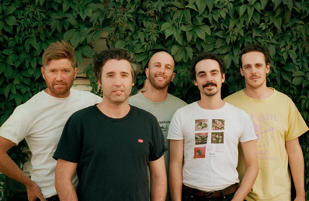 Indierockerne Rolling Blackouts Coastal Fever kan opleves på dansk grund
