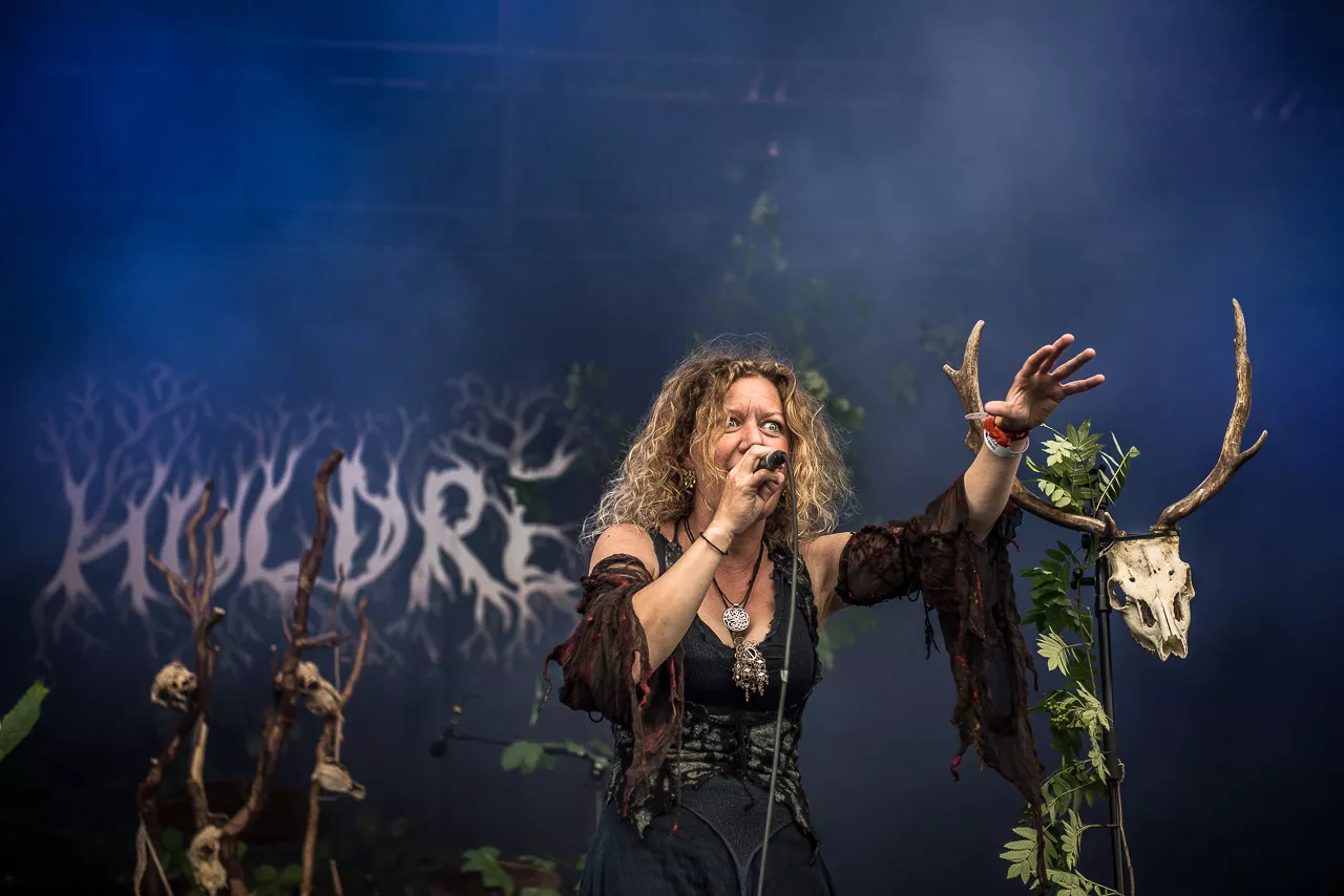 Folke-metal, knogler og karameller 