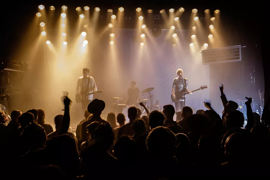 Video og fotoserie: Se højdepunkterne fra Red Bull Sound Select med The Raveonettes og School of X