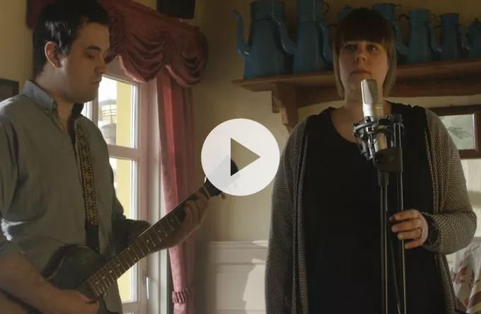 Maja og De Sarte Sjæle udgiver album med fokus på ulykkelig kærlighed 