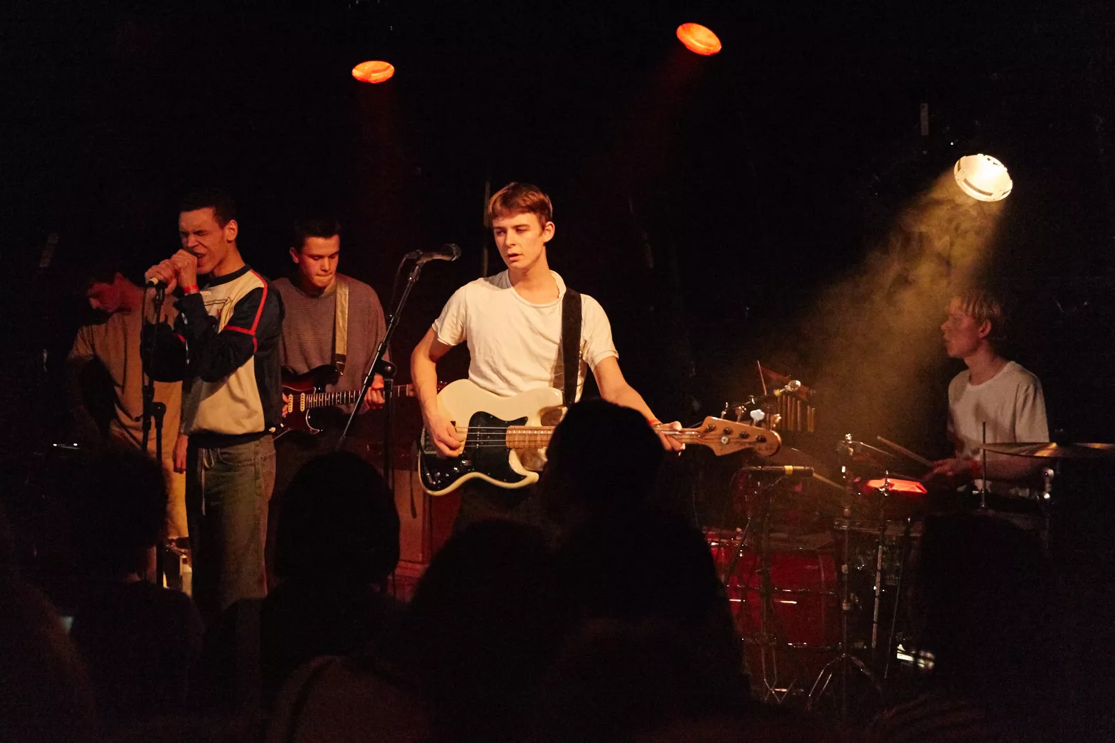 Liss: Internasjonalen, by:Larm