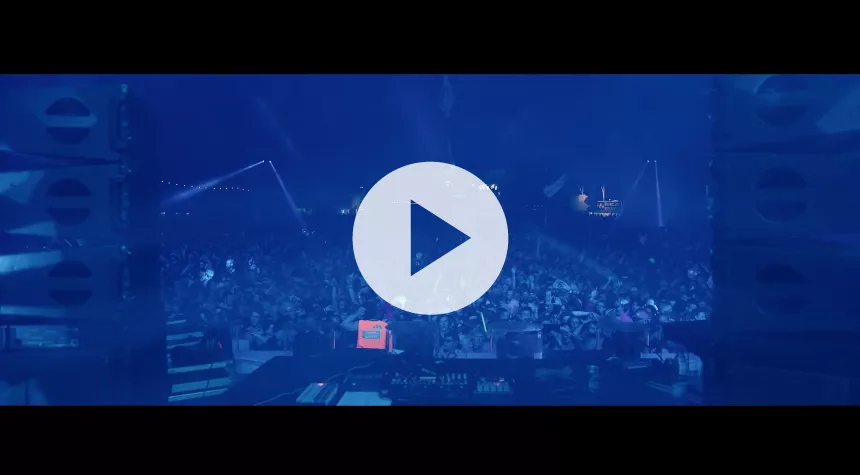 Se den nye, flotte musikvideo fra AV AV AV til singleforløberen "About You"
