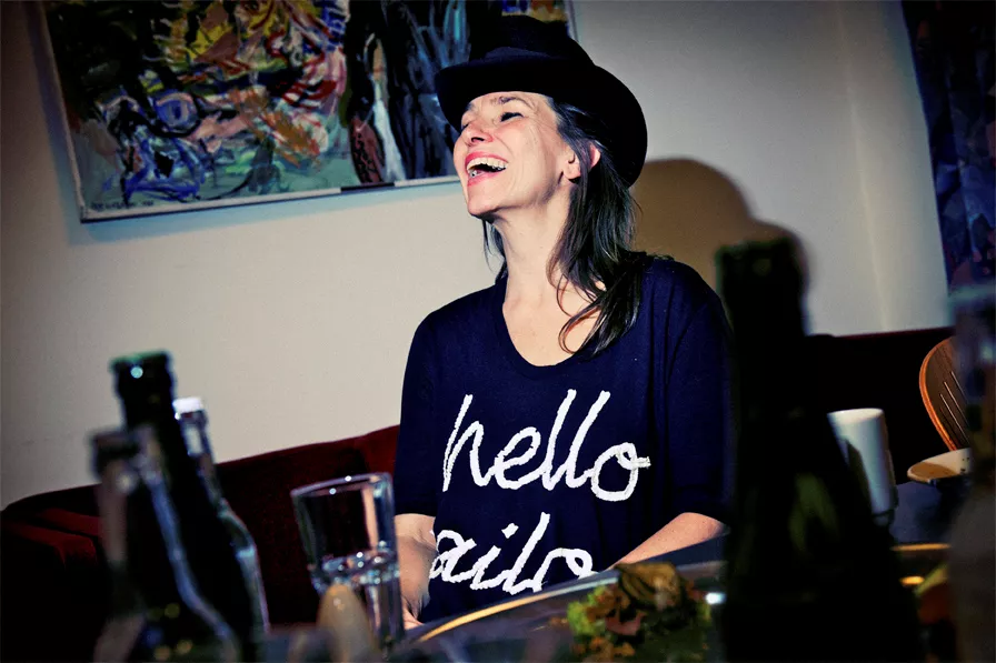 Elisabeth gennem 30 år