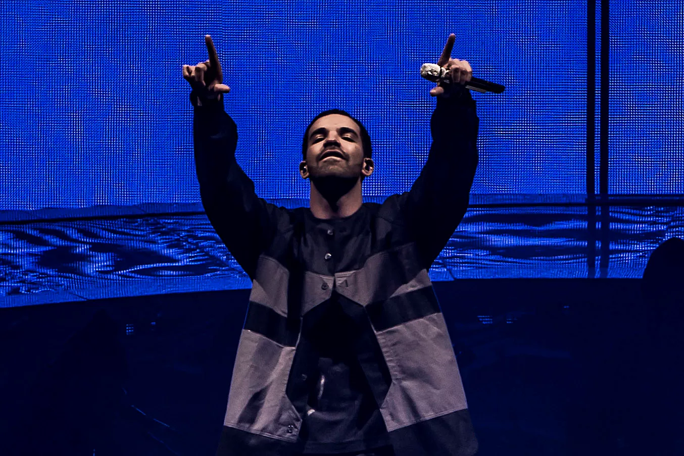 Drake dræber sin egen film