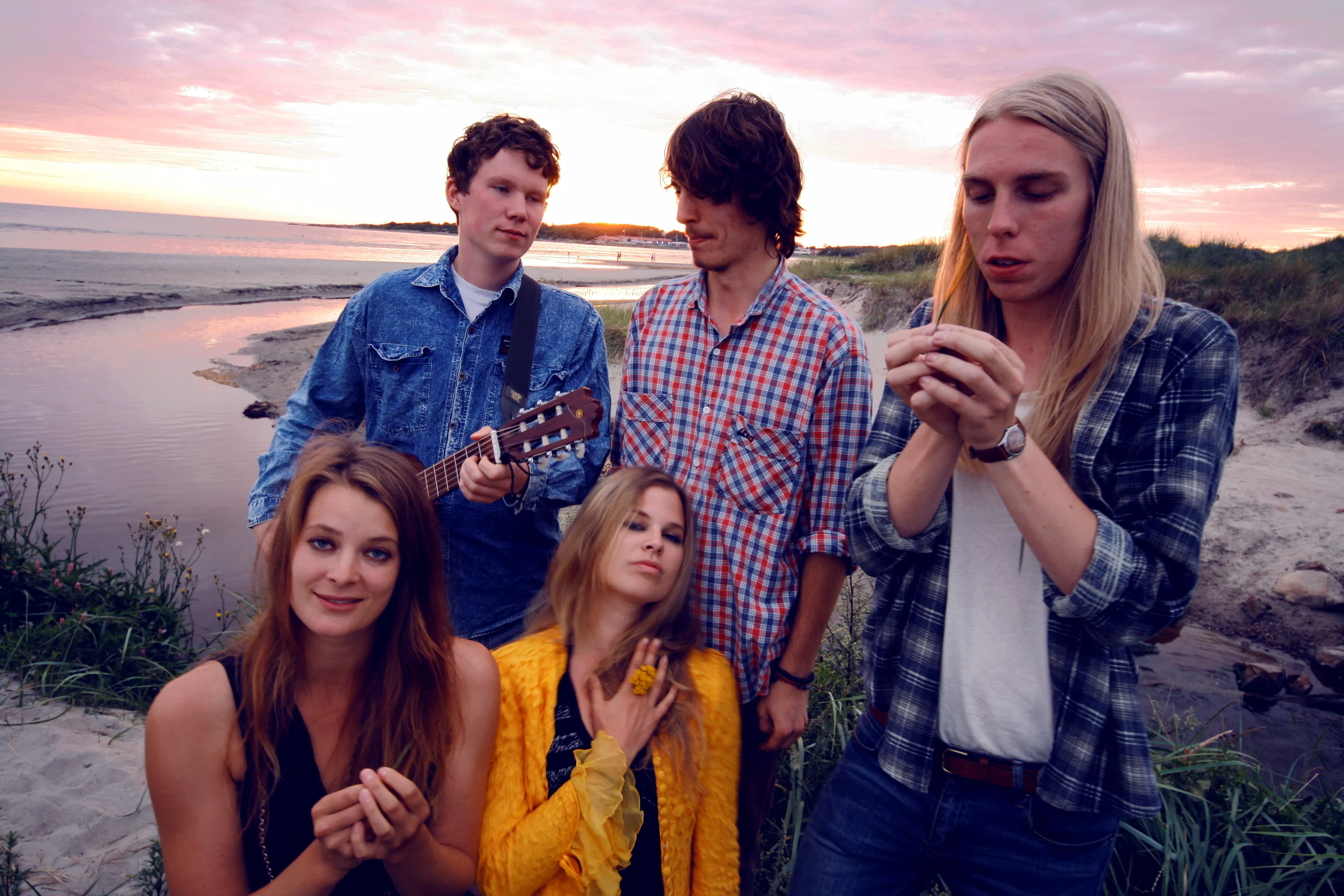 Caviare Days på sommarturné