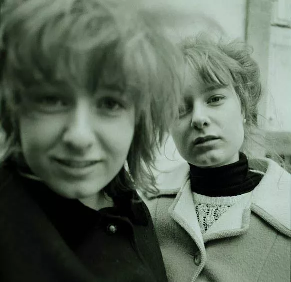 Kirsten og Marie på efterskoleturné  