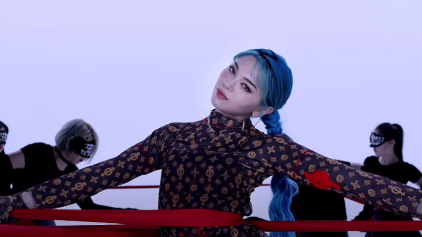 Hun vandt den første American Song Contest