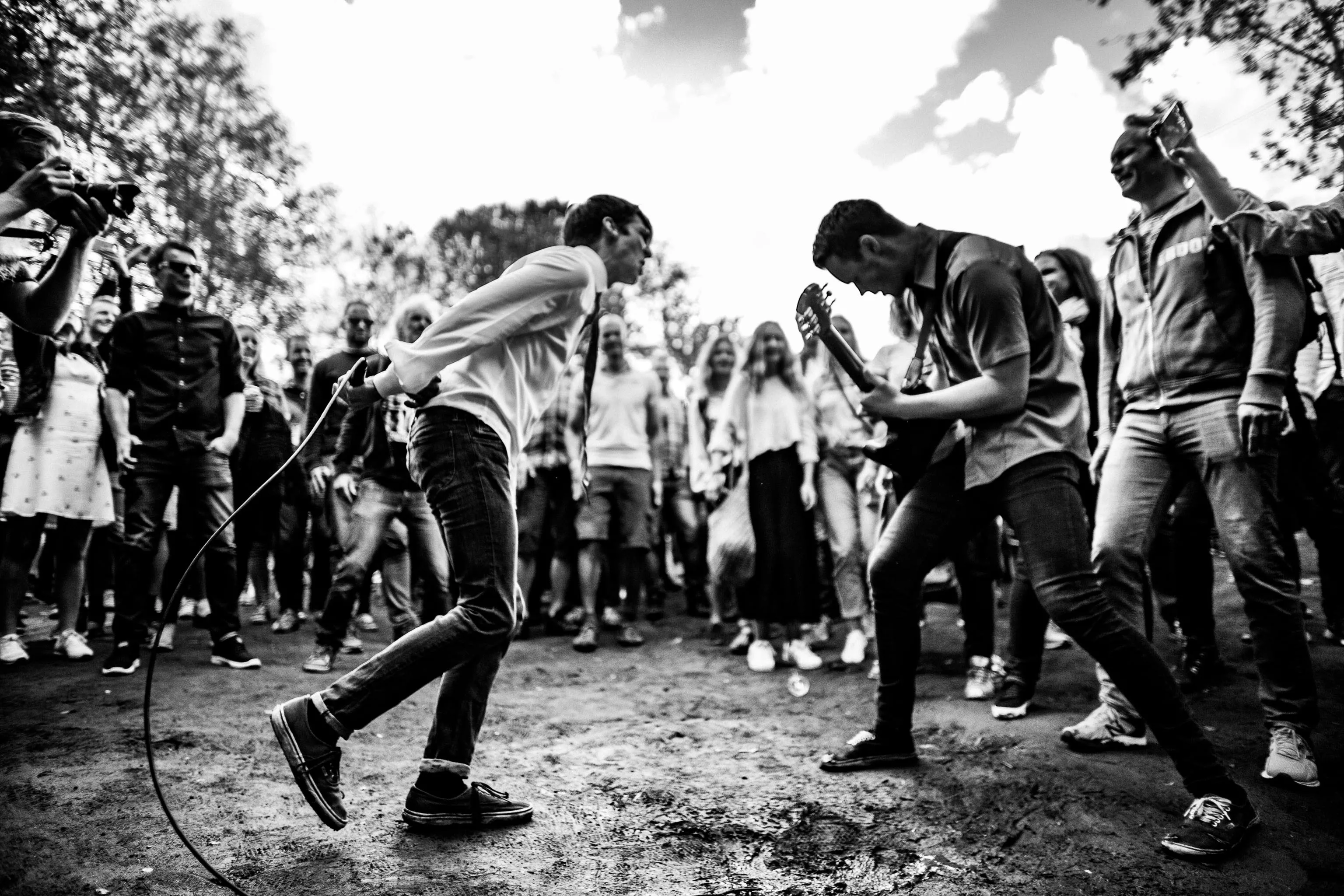 Livefavoriten gör Sverige och släpper album