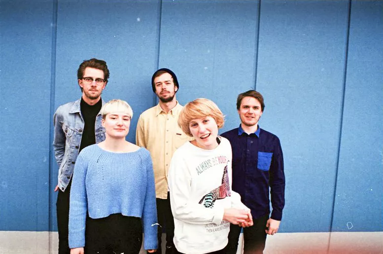 Lowly – Sangskriverkollektiv indspiller ep på fem dage