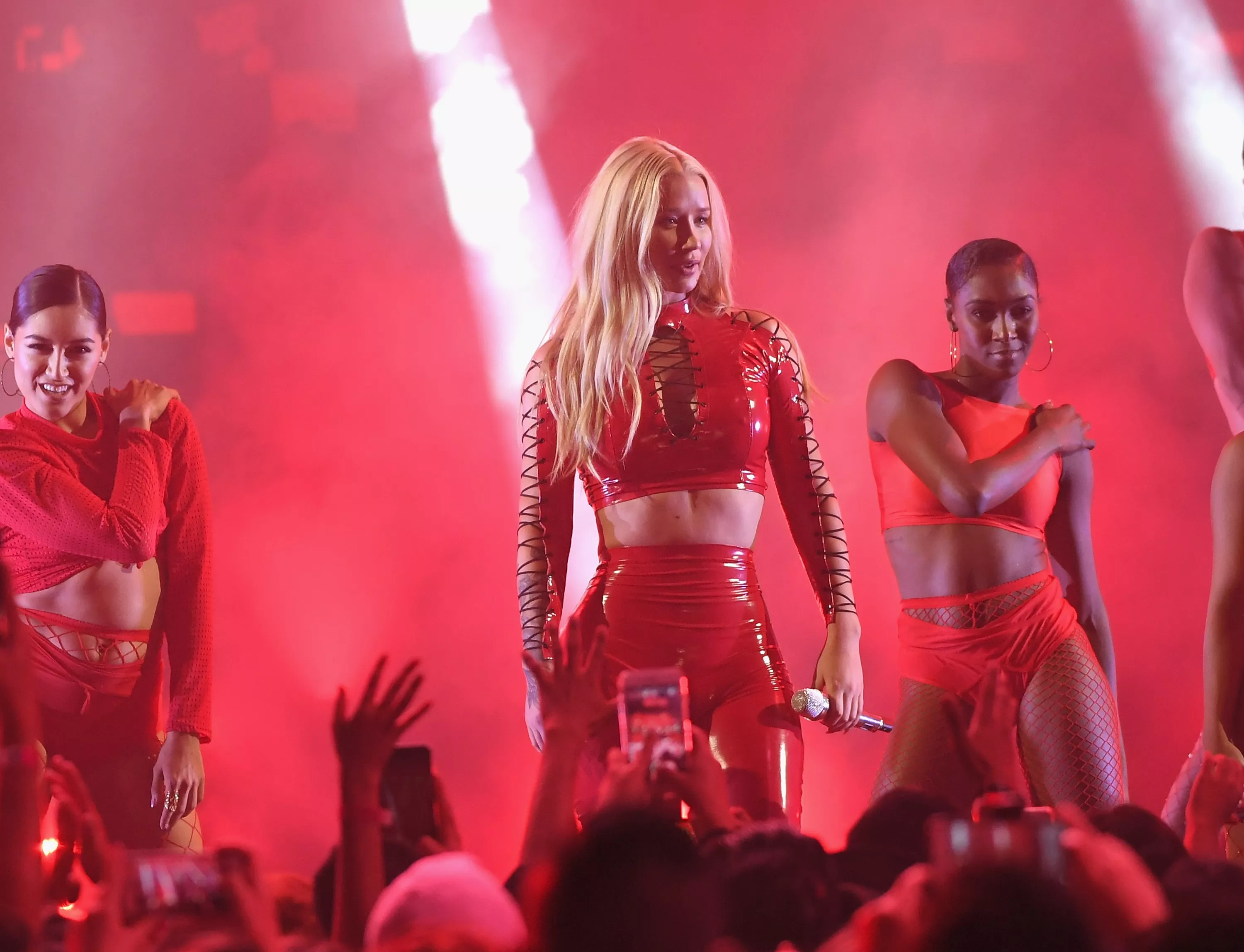 Plateselskapet nekter å gi ut flere singler fra artistens kommende album