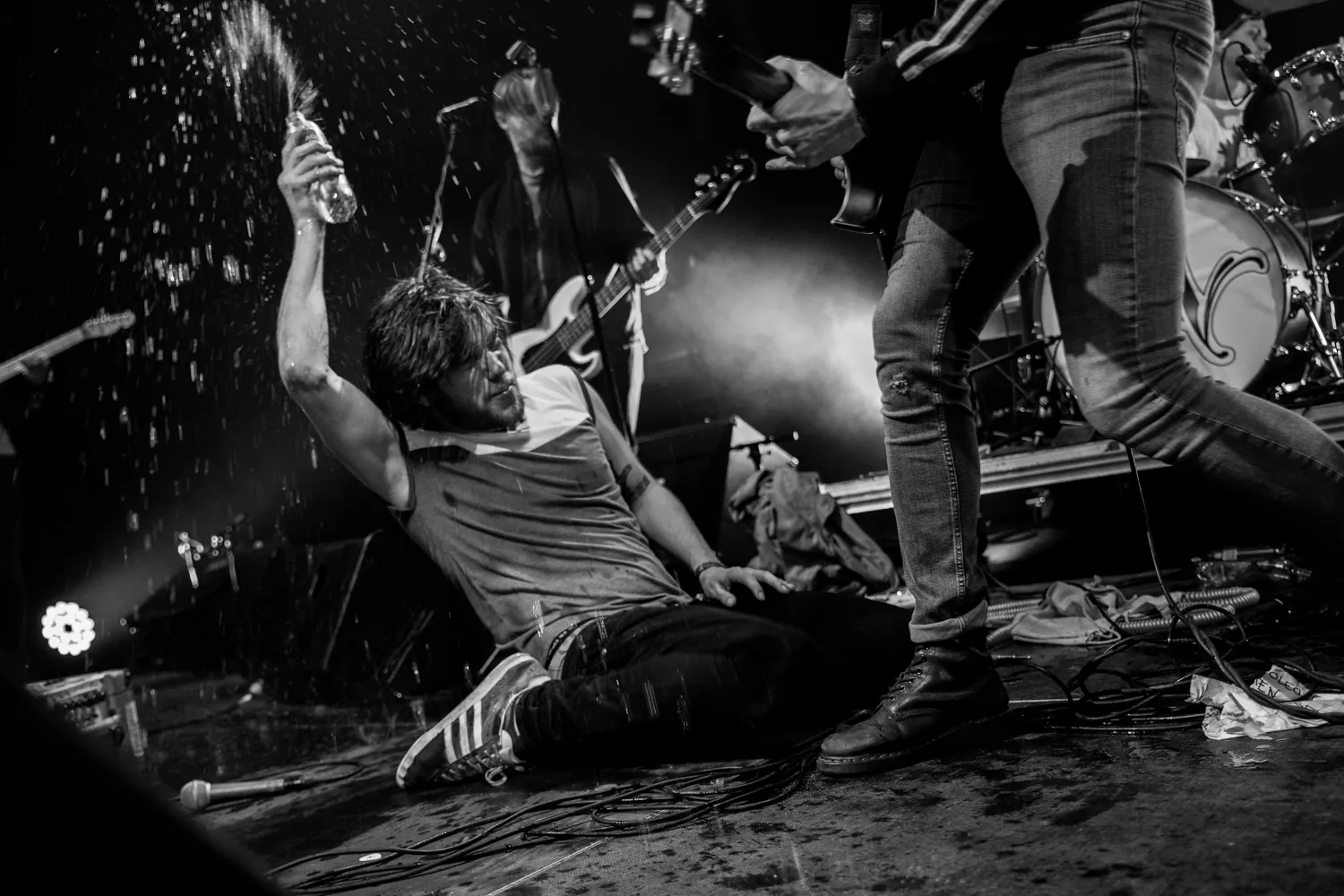 Avantgardet ställer in kommande spelningar