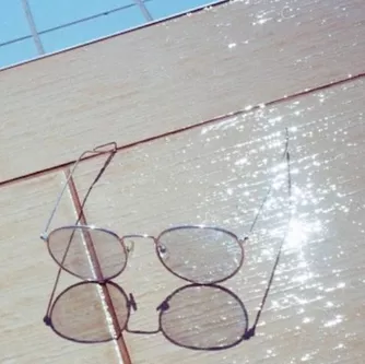 Underhund - Lukas Vanggaard