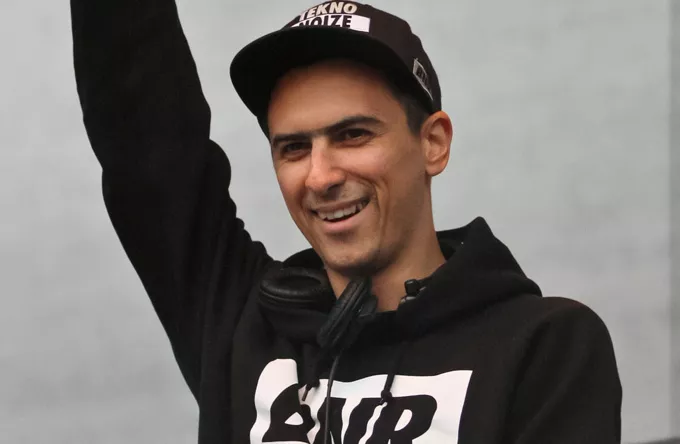 Boys Noize klar på vild fest 