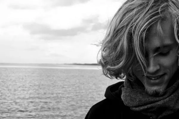 Sebastian Lind er på gaden med debutalbum