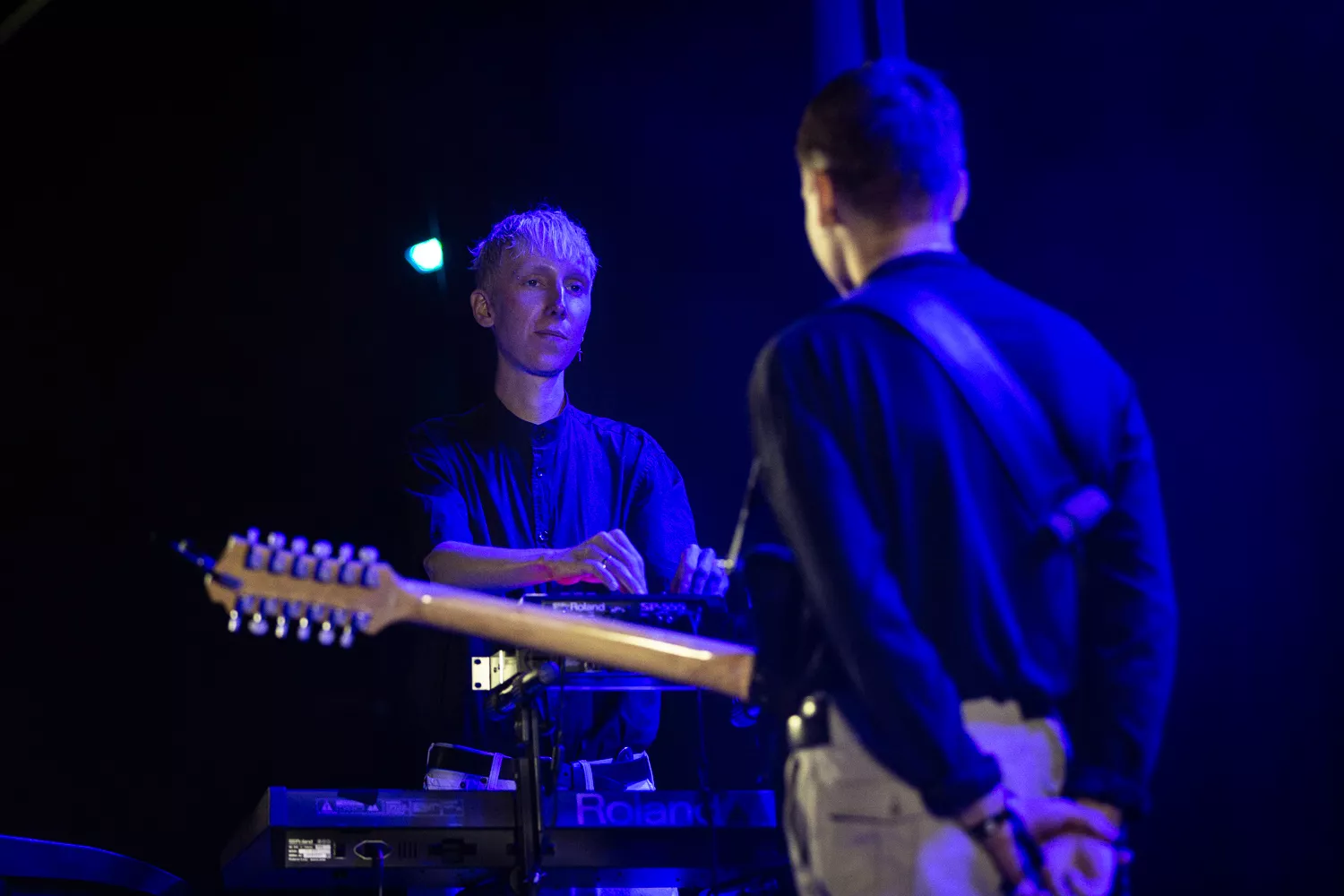 ÅRETS 80-TAL: Neonskimrande "spa-pop"