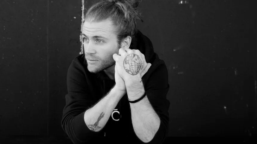 Tim Schou er i rotation… i rummet 