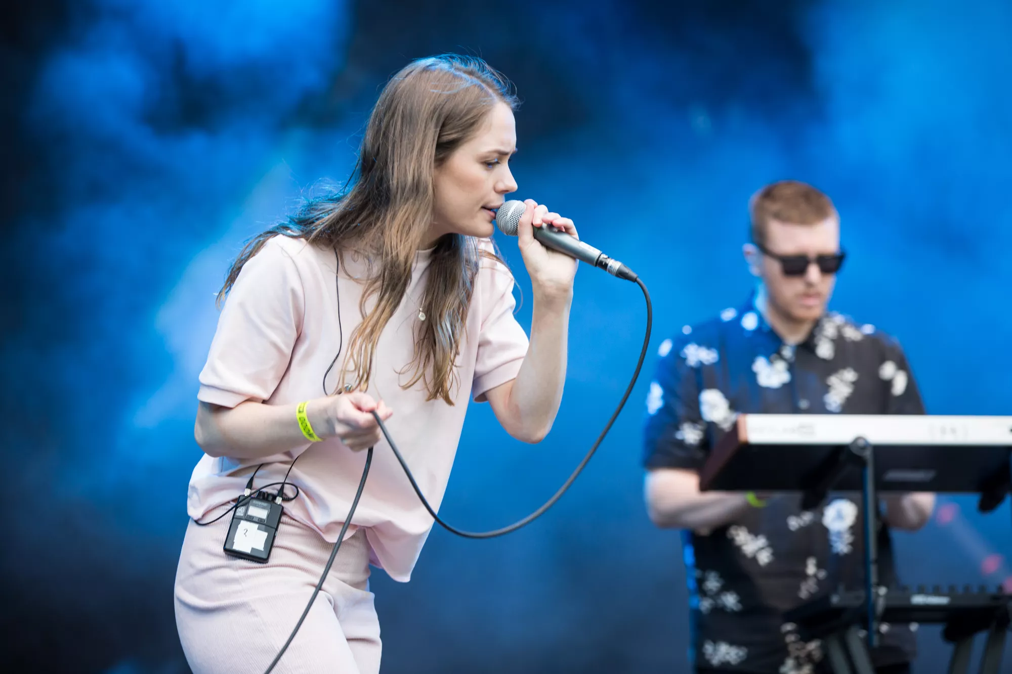 Hajpad synthpop-duo till Sverige – gratis entré