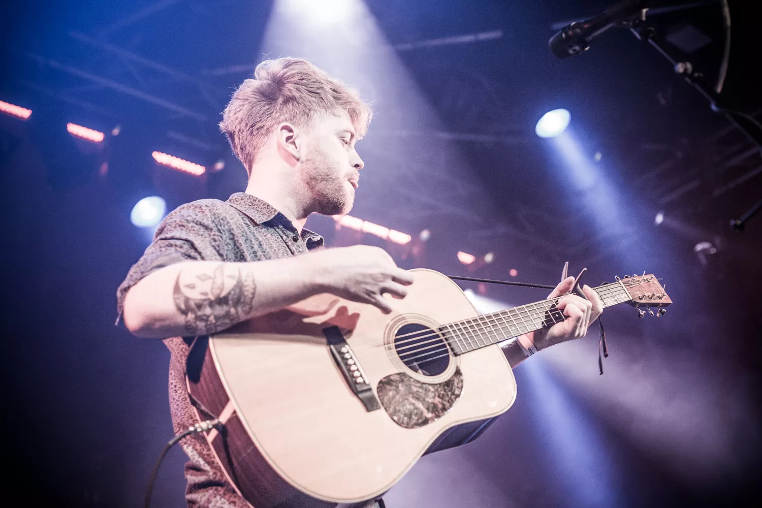 Interview: Christian Hjelm er en rigtig spillemand