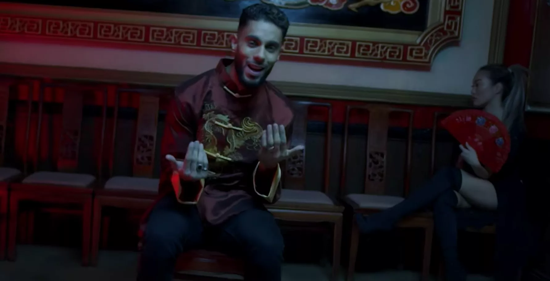 Efter "Rum Bum Bum": Navid er tilbage med "Chin Chan Chun" – og gennemført video