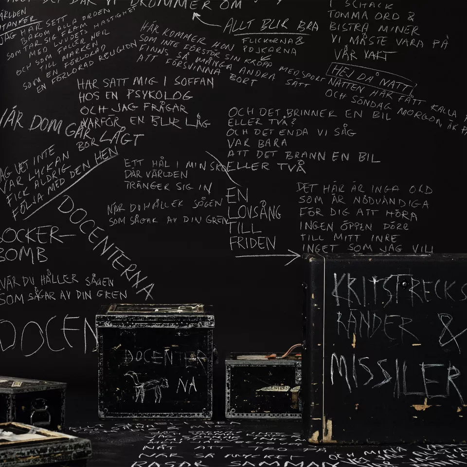 Kritstrecksränder Och Missiler - Docenterna