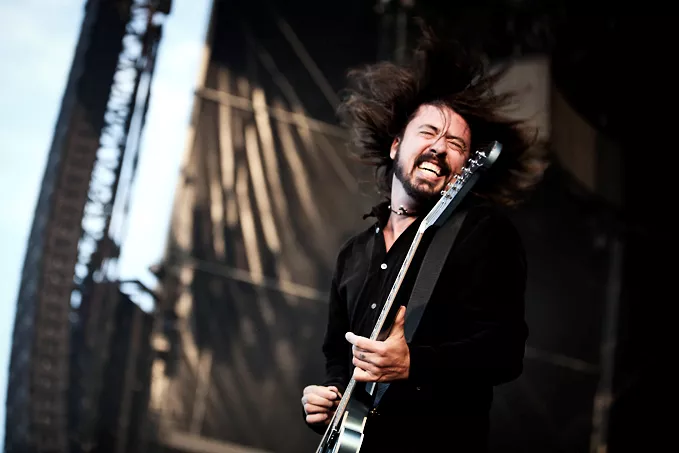 Queens Of The Stone Age blir utan Dave Grohl