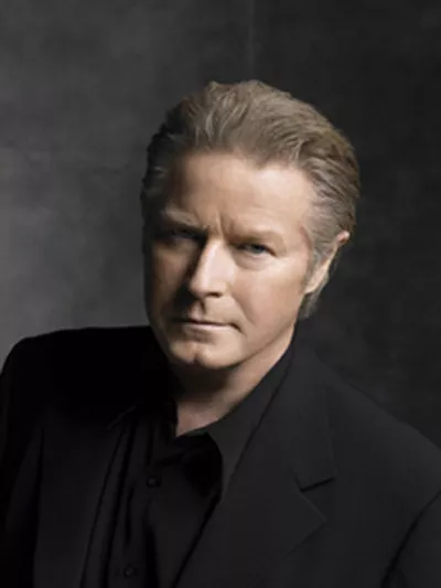 Don Henley sagsøger politiker